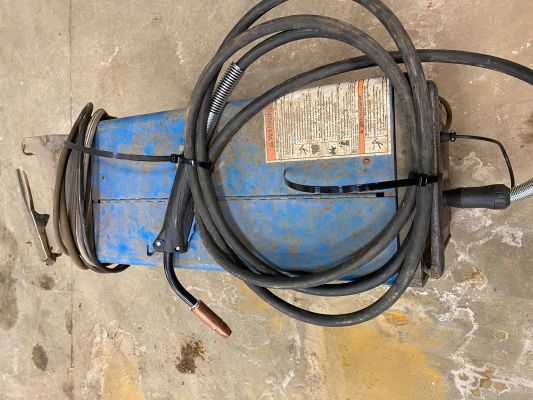 Miller ARC Welding Welder - Image 3